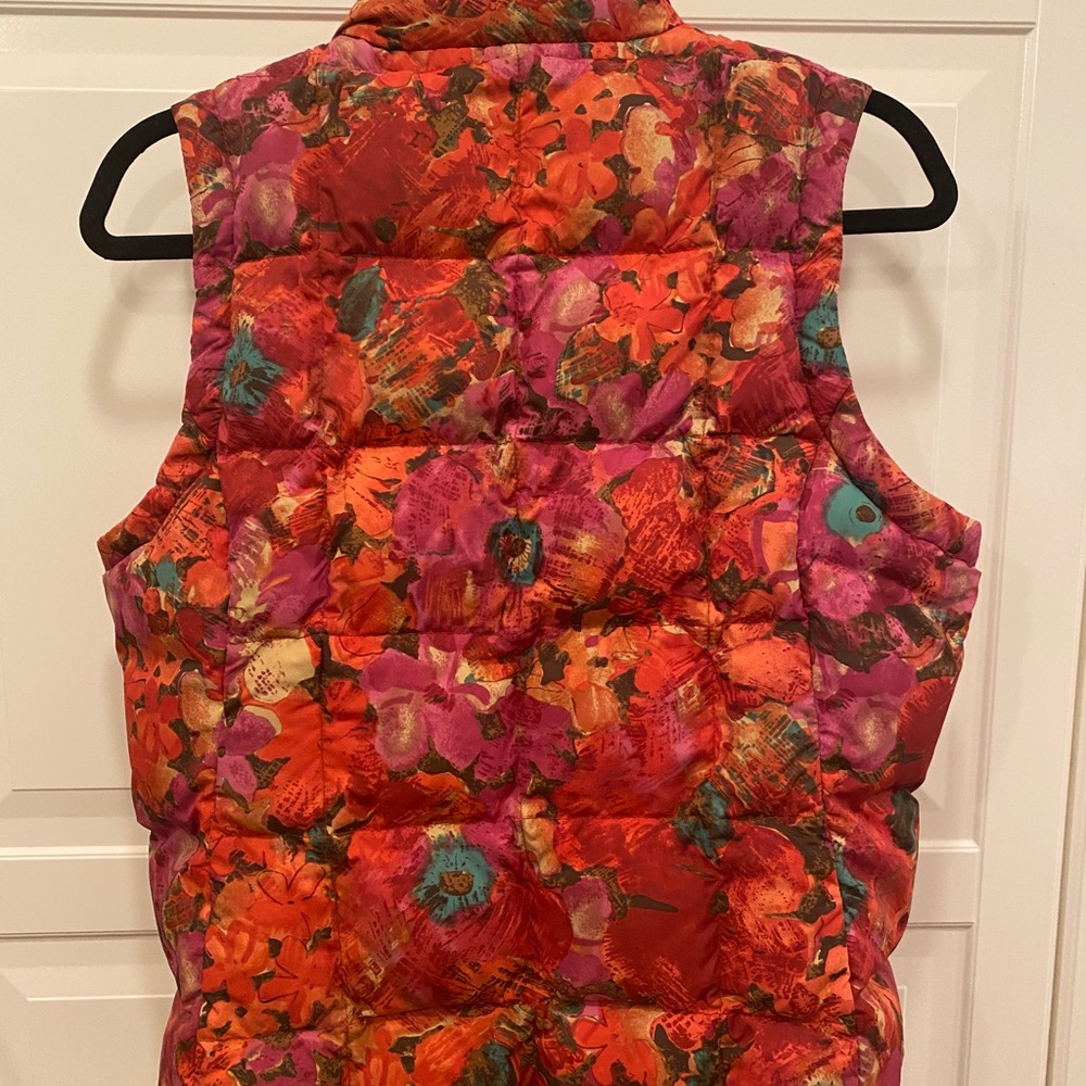 Eddie Bauer Goose Down Quilted Vest. - image 2